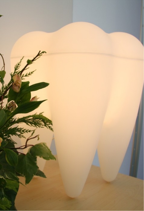 Tooth light